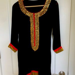 Fancy black kurta with red dupatta